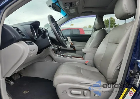 2013 Toyota Highlander Limited z USA, uszkodzony, nr VIN 5TDYK3EH4DS109027